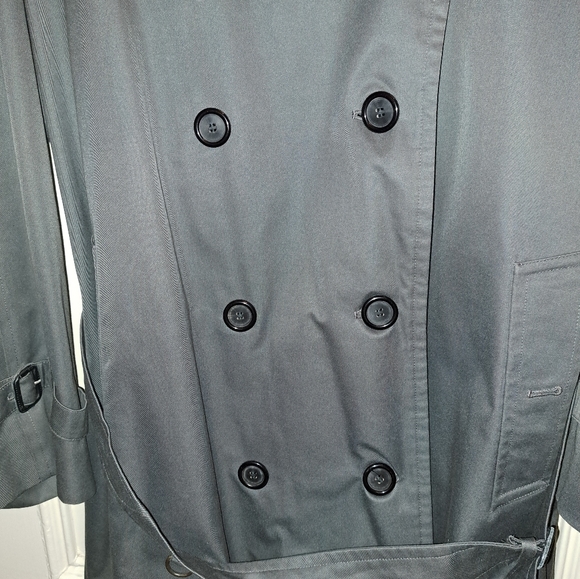 Burberry All Weather Trench Coat - Picture 7 of 10